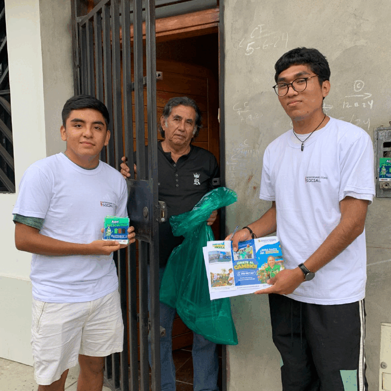 Voluntarios UTP Chimbote promueven la educación ambiental en el Día Mundial del Medio Ambiente