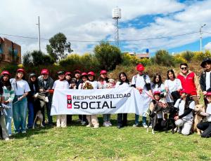 Voluntariado UTP Huancayo apoya a perros rescatados en "Rescatando Patas"