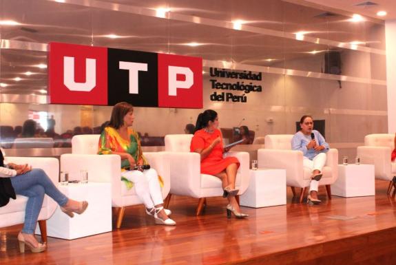 UTP Campus Chimbote organizó el conversatorio “Oportunidades y retos para potenciar el liderazgo femenino”