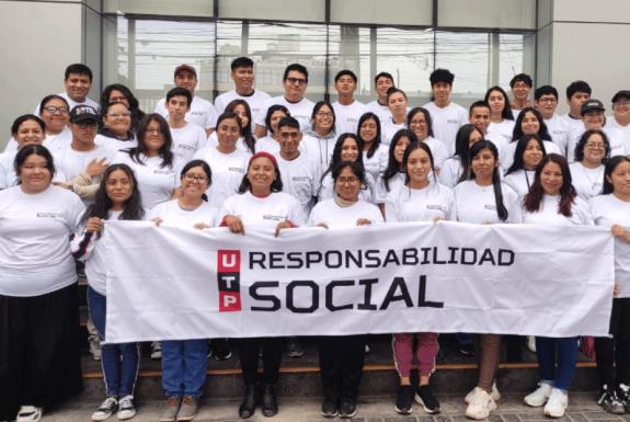 Voluntarios de UTP Lima Norte participaron en una jornada de arborización en el A.H. Nueva Estrella